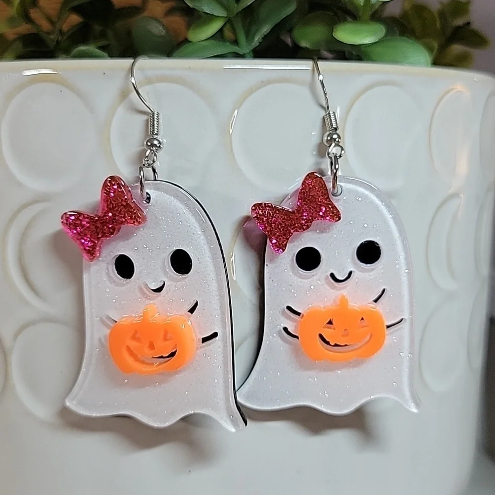 GIRLY GHOST WITH PUMPKIN EARRINGS
